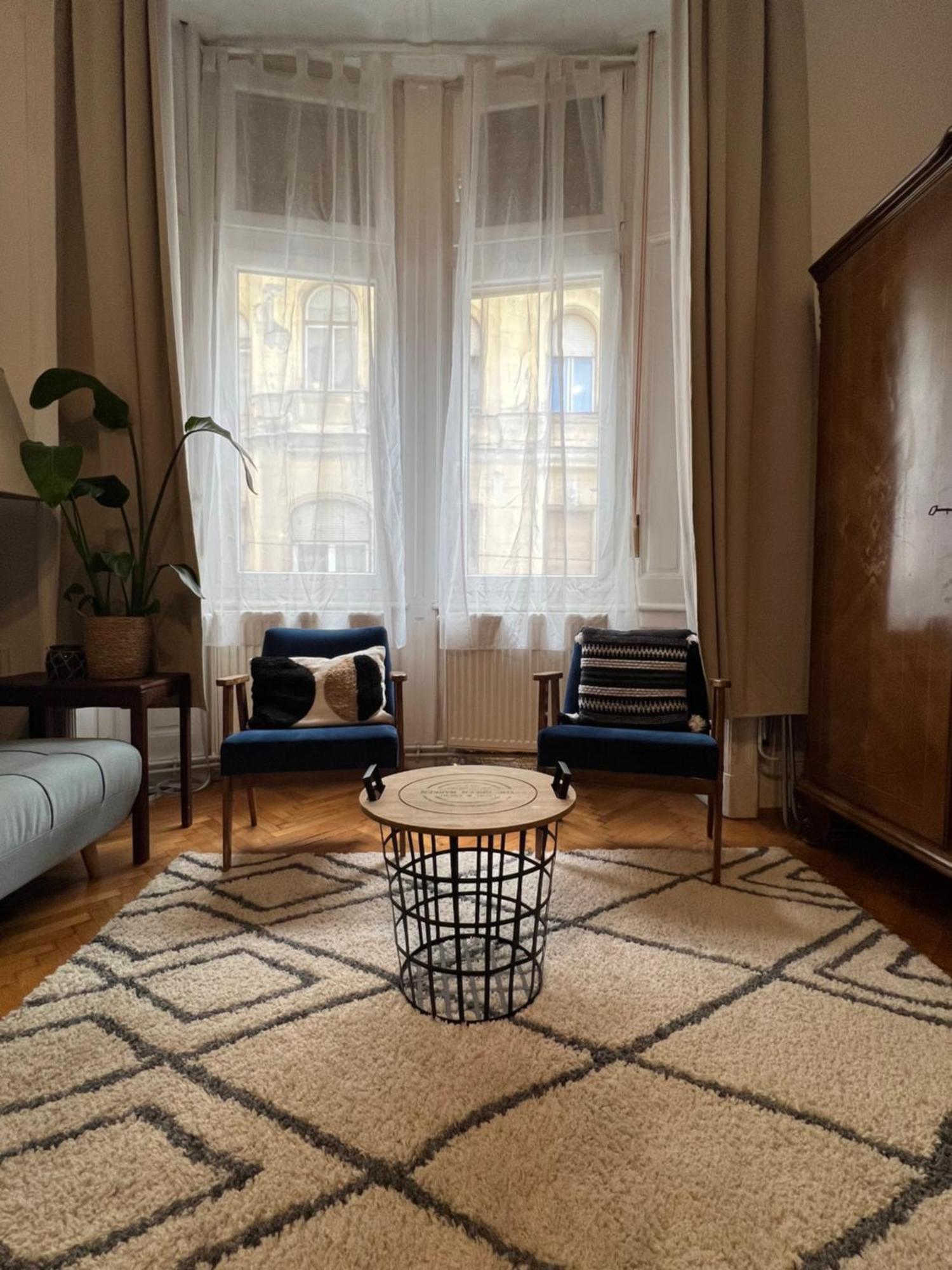 Rustic Apartment In Downtown Of Budapest Esterno foto